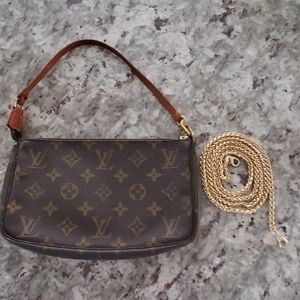 Authentic Louis Vuitton Pochette Accessories